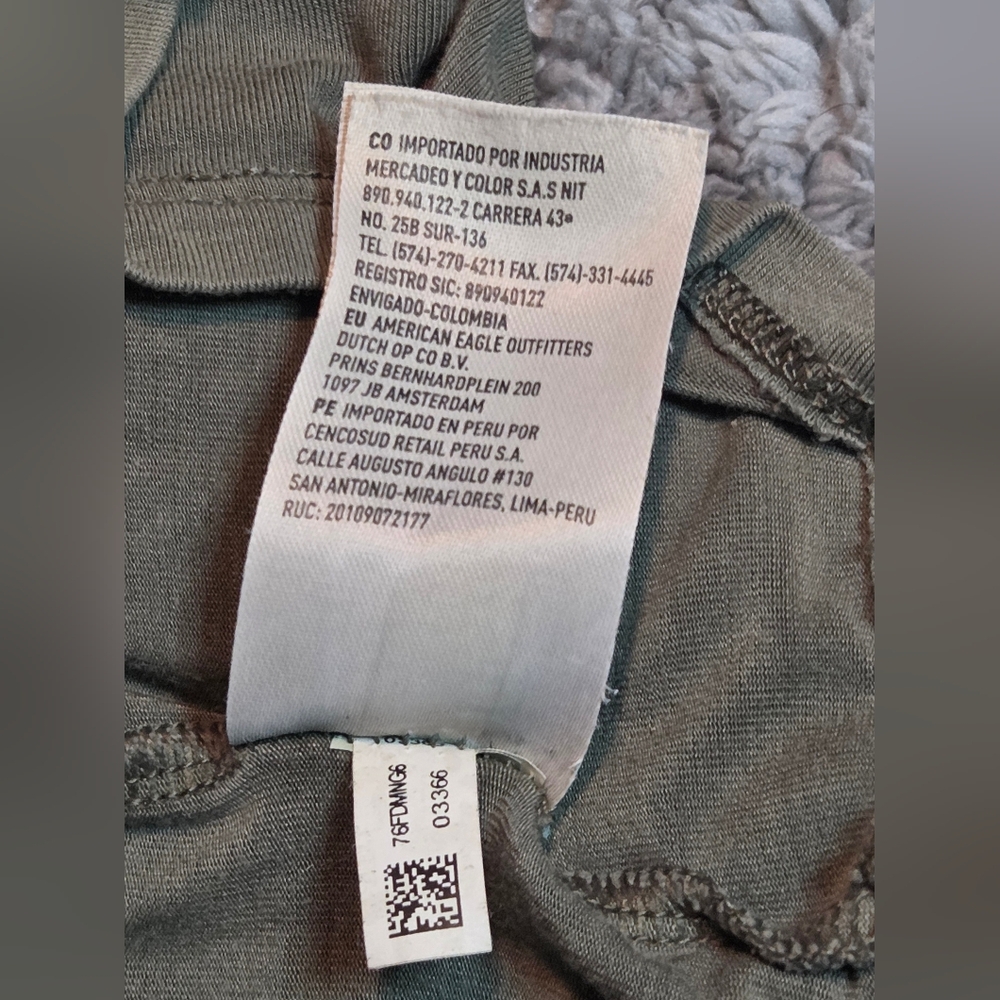 American Eagle Outfitters Sage Button-Down Shirt - Picture 6 of 8